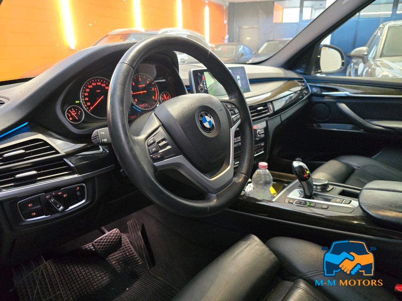 BMW X5 xdrive25d Luxury 218cv auto 7 POSTI