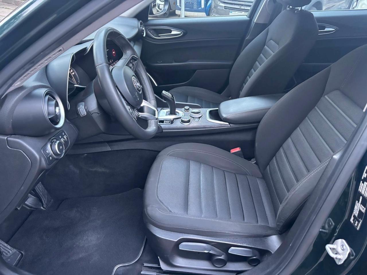 Alfa Romeo Giulia 2.2 Turbodiesel 160 CV AT8 Business