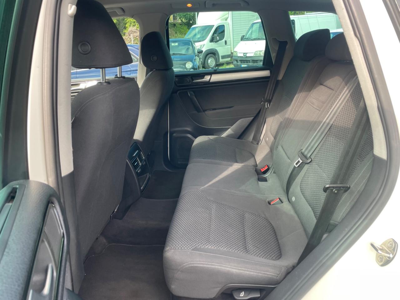 Volkswagen Touareg 3.0 TDi