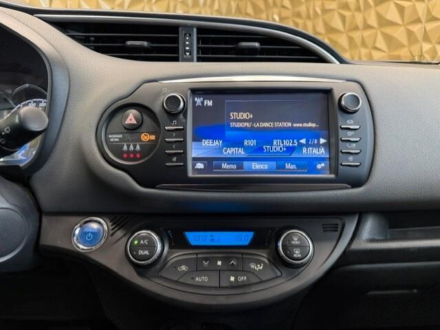 Toyota Yaris 1.5 Hybrid 5 porte Cool