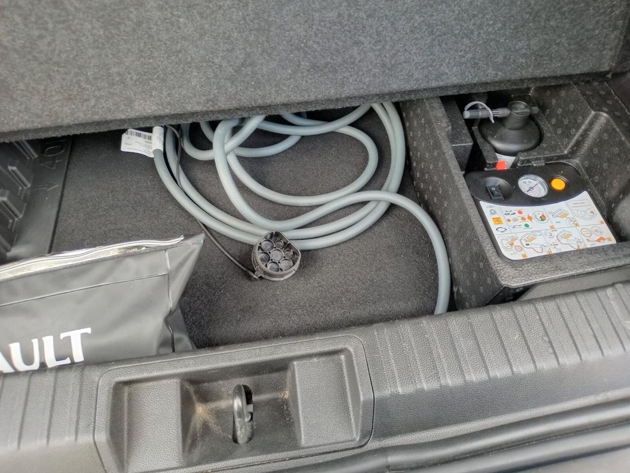 Renault Captur Mild Hybrid 140 CV Business