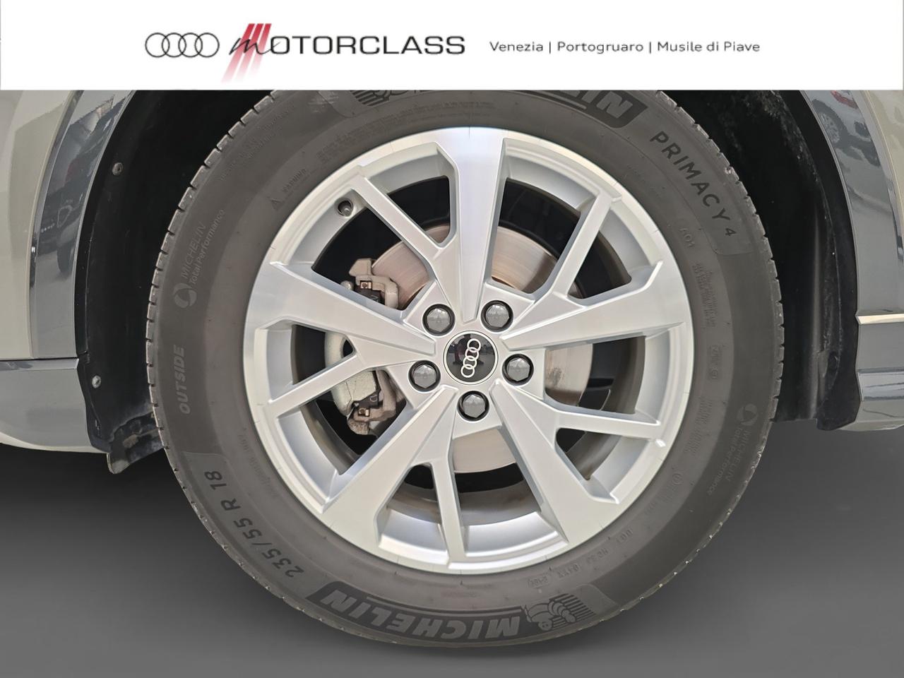Audi Q3 35 2.0 tdi business advanced