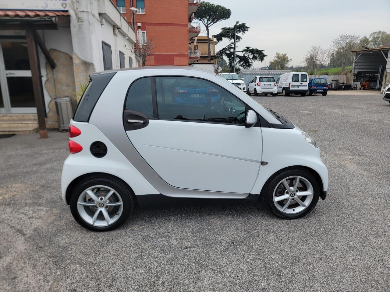 Smart ForTwo 800 33 kW coupé passion CDI