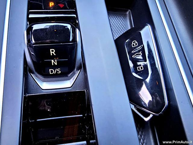 VOLKSWAGEN Golf 1.5 TGI DSG Life