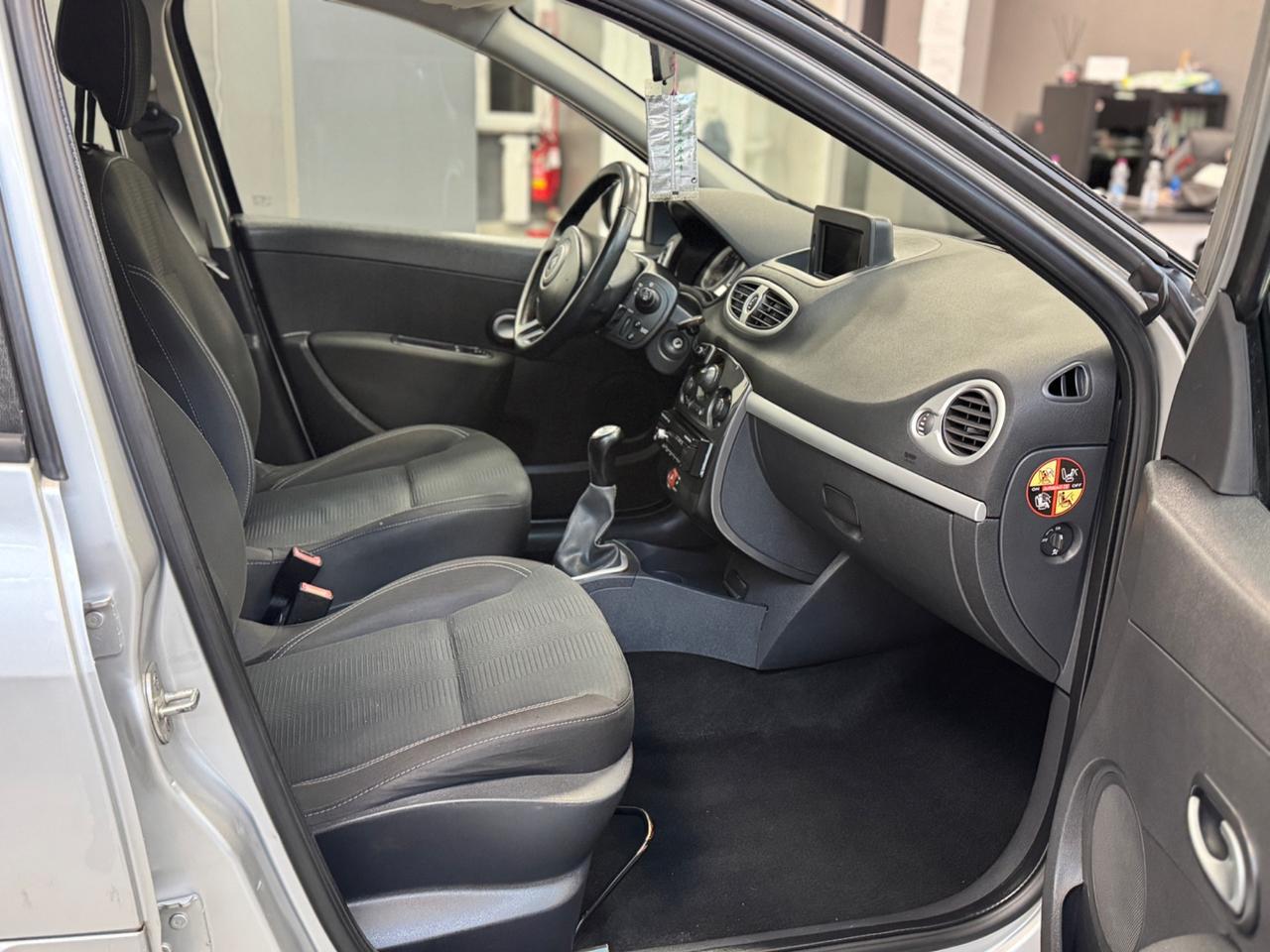 Renault Clio 1.2 16V 5 porte Confort