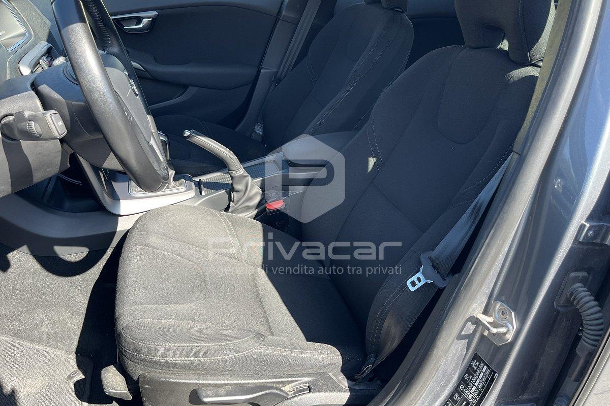 VOLVO V40 D2 Kinetic