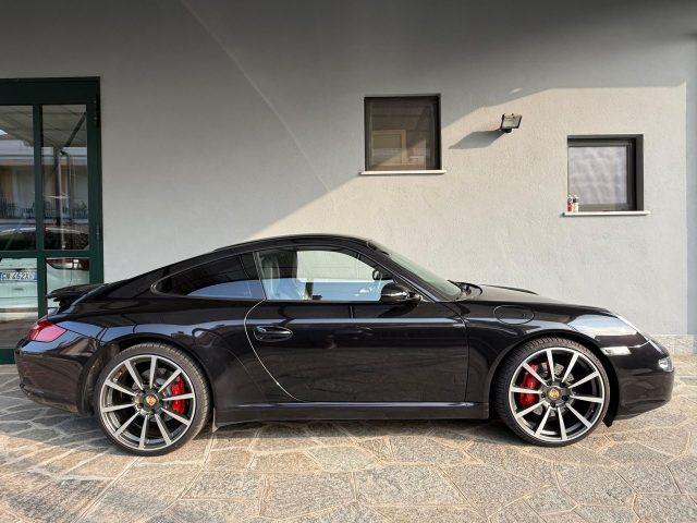 PORSCHE 911 911 Carrera 4 Coupé