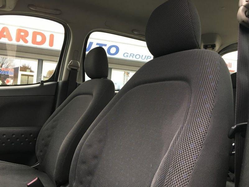 Toyota Yaris Verso 1.3i 16V cat Sol X COMMERCIANTI