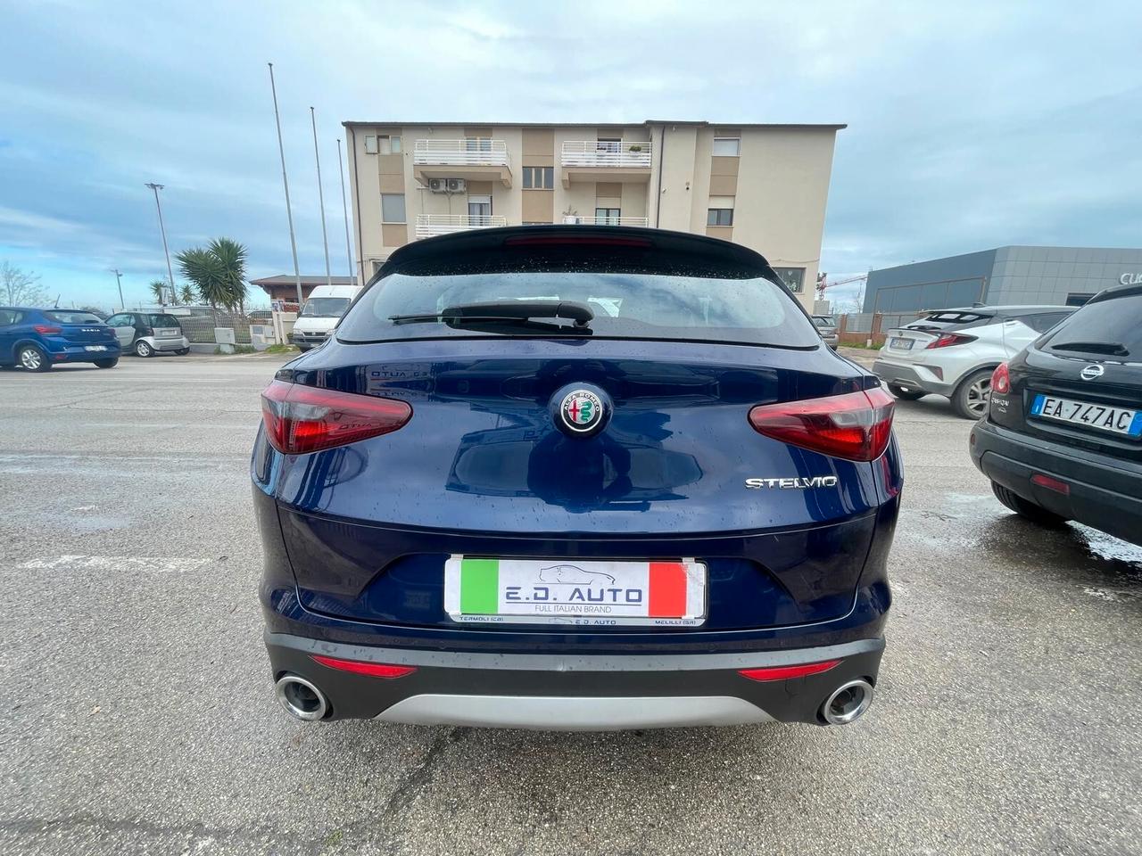 Alfa Romeo Stelvio 2.2 Turbodiesel 180 CV AT8 RWD Executive