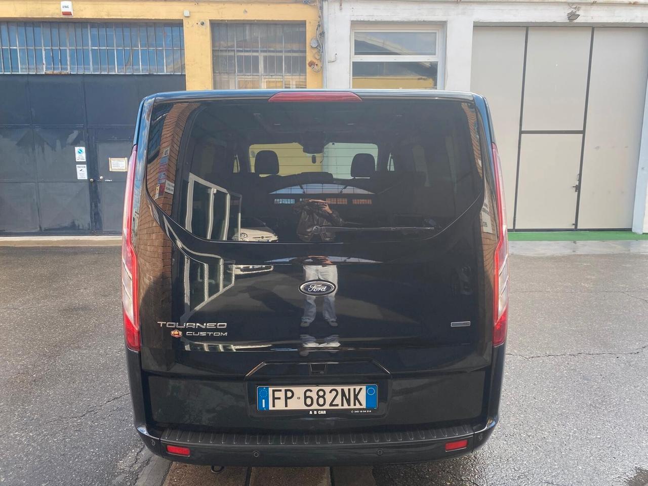 Ford Tourneo Custom TDCi 130CV - GARANZIA 12 MESI