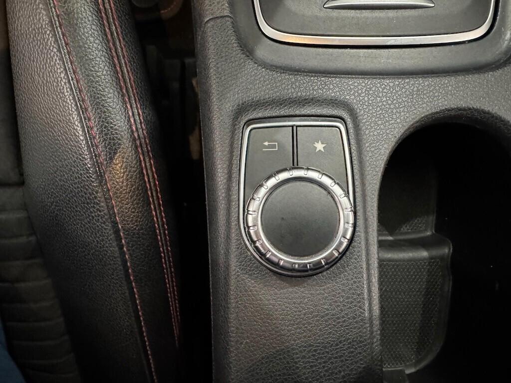 Mercedes-benz A 200 d Automatic 4Matic Premium