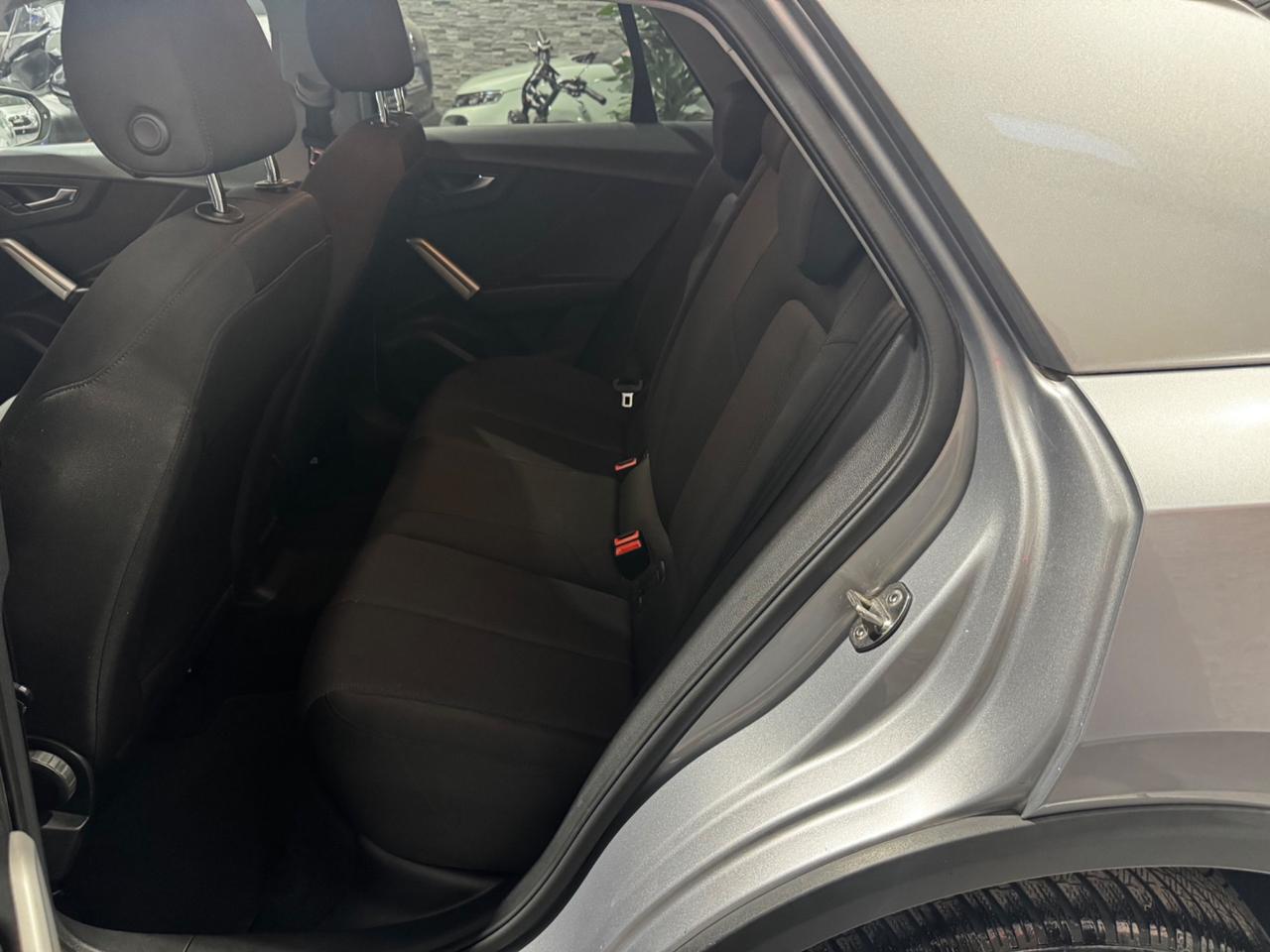 Audi Q2 30 TDI Business