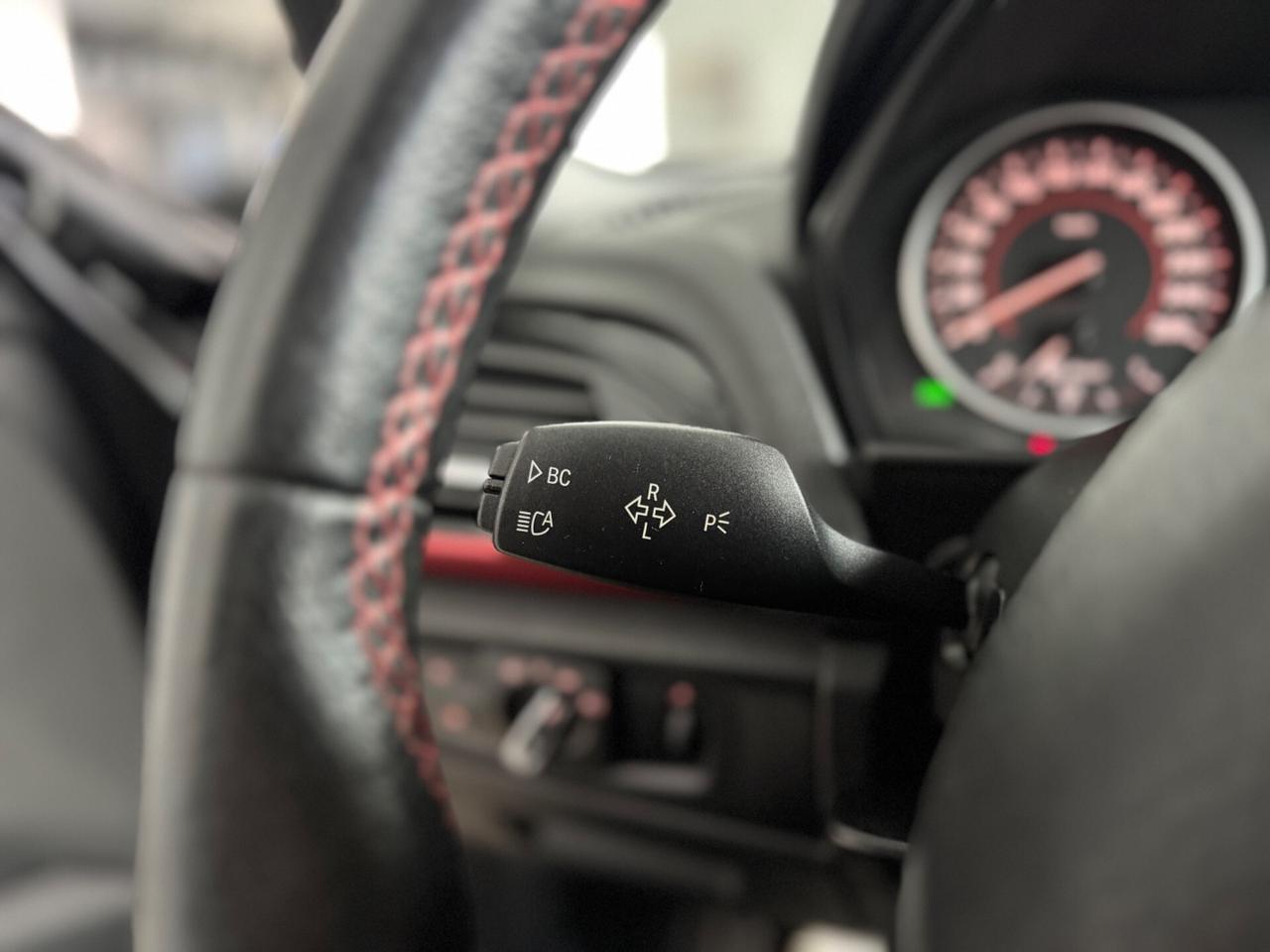 Bmw 116d Sport F20 Navi Led Cruise