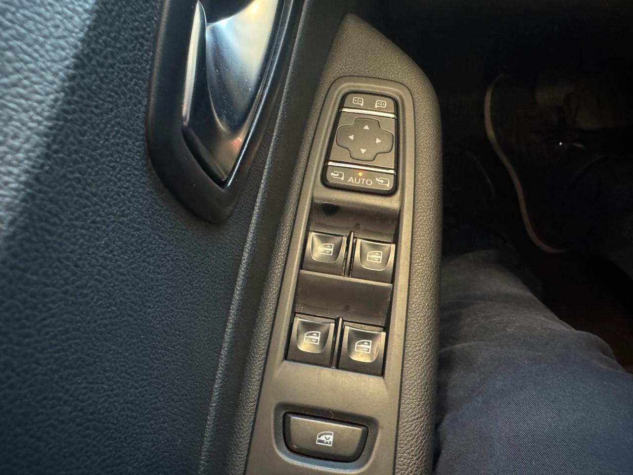 Renault Captur TCe 130 CV Sport Edition **NEOPATENTATI**