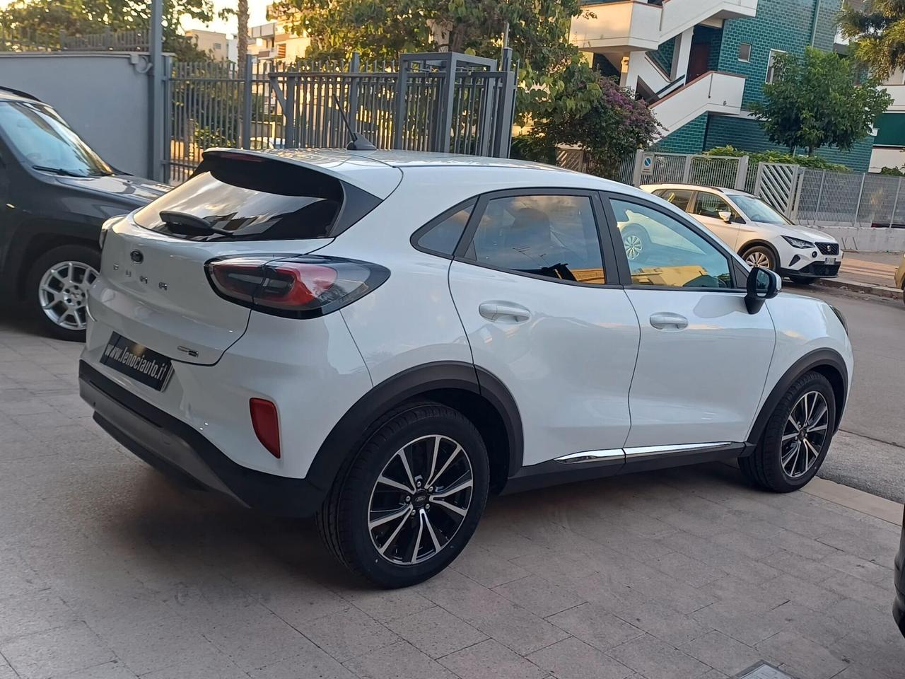 Ford Puma 1.0 EcoBoost Hybrid 125 CV S&S aut. Titanium