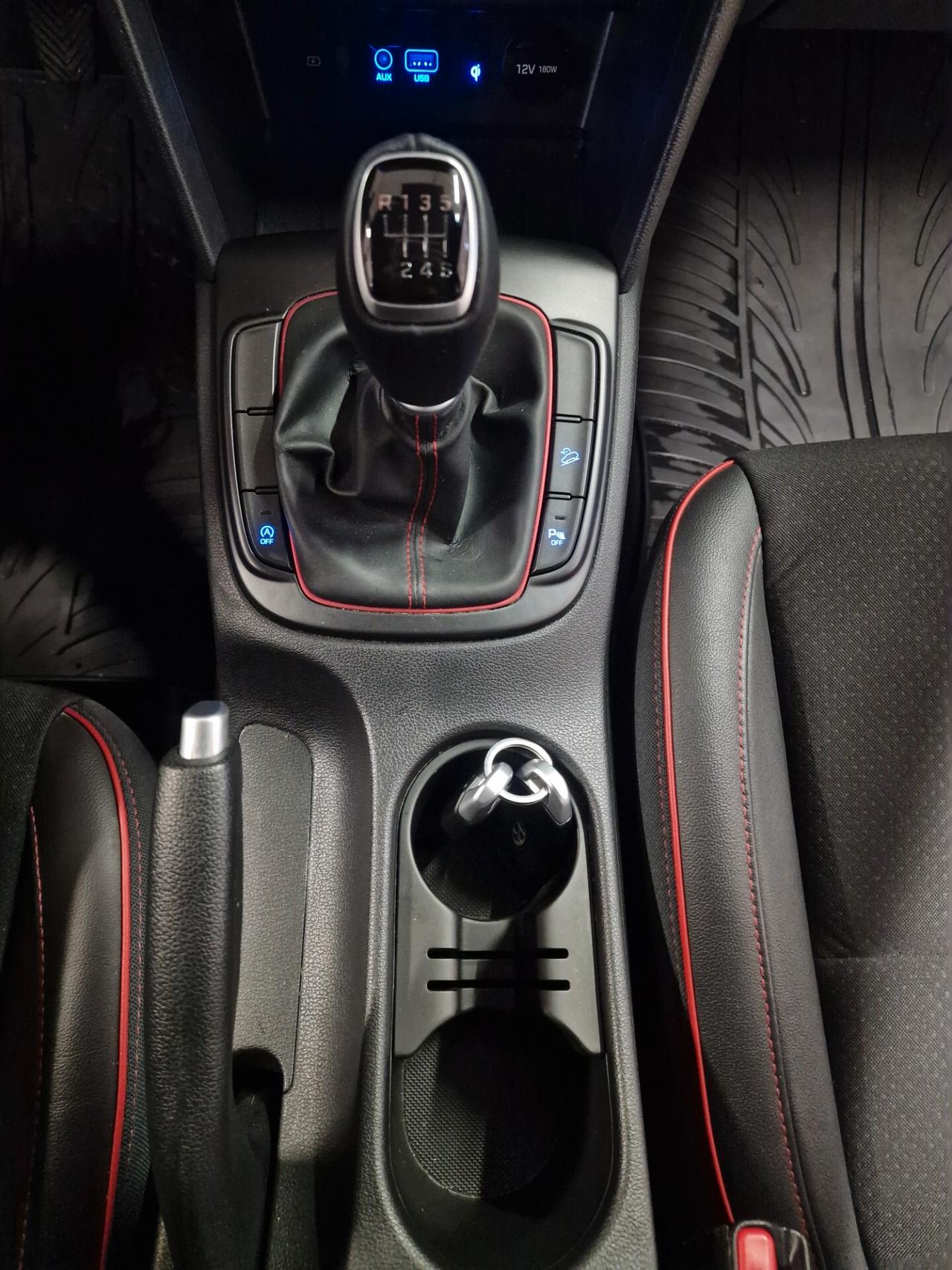 Hyundai Kona 1.6 CRDI 115 CV Exellence, 149 mila chilometri ok neopatentati