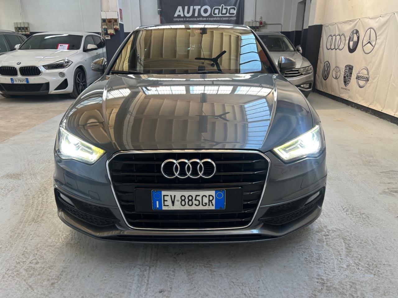Audi A3 SPB 2.0 TDI S-LINE