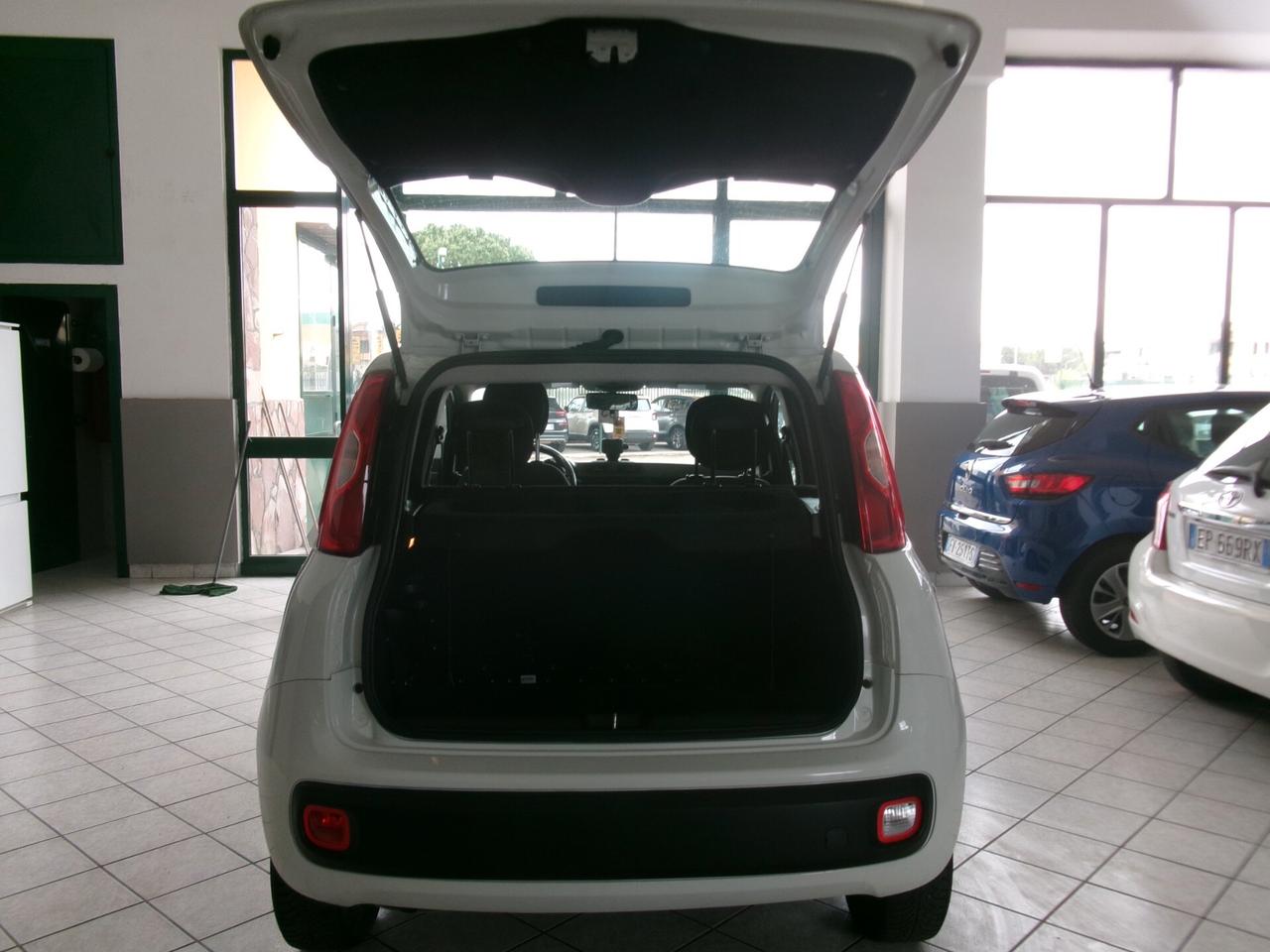 Fiat Panda 1.2 BENZINA E6D LOUNGE +600.00 GPL NUOVO