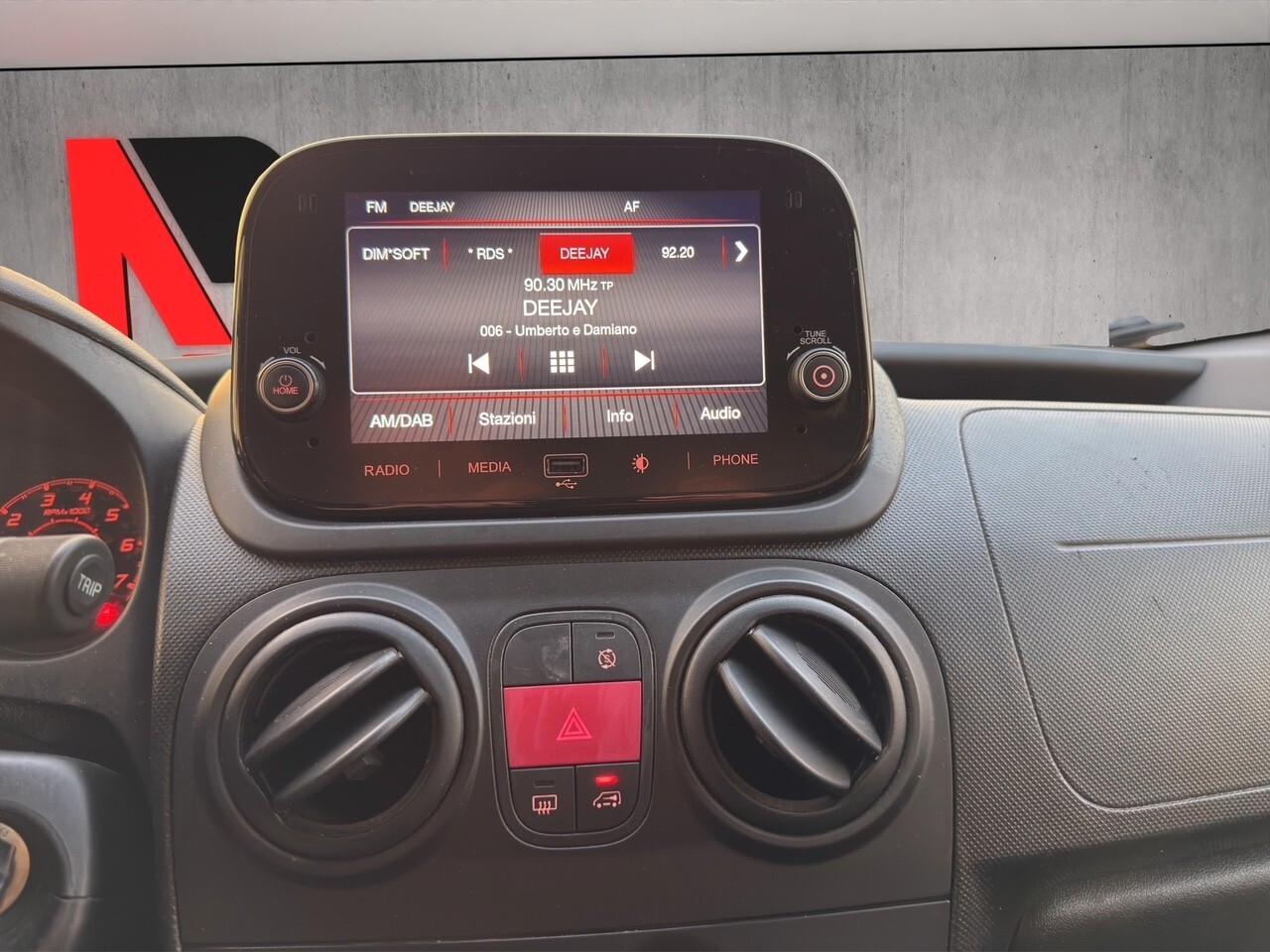 Fiat Fiorino 1.3 MJT 95CV Cargo SX N1