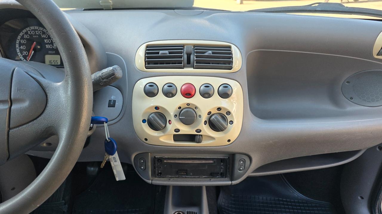 Fiat 600 1.1 Active