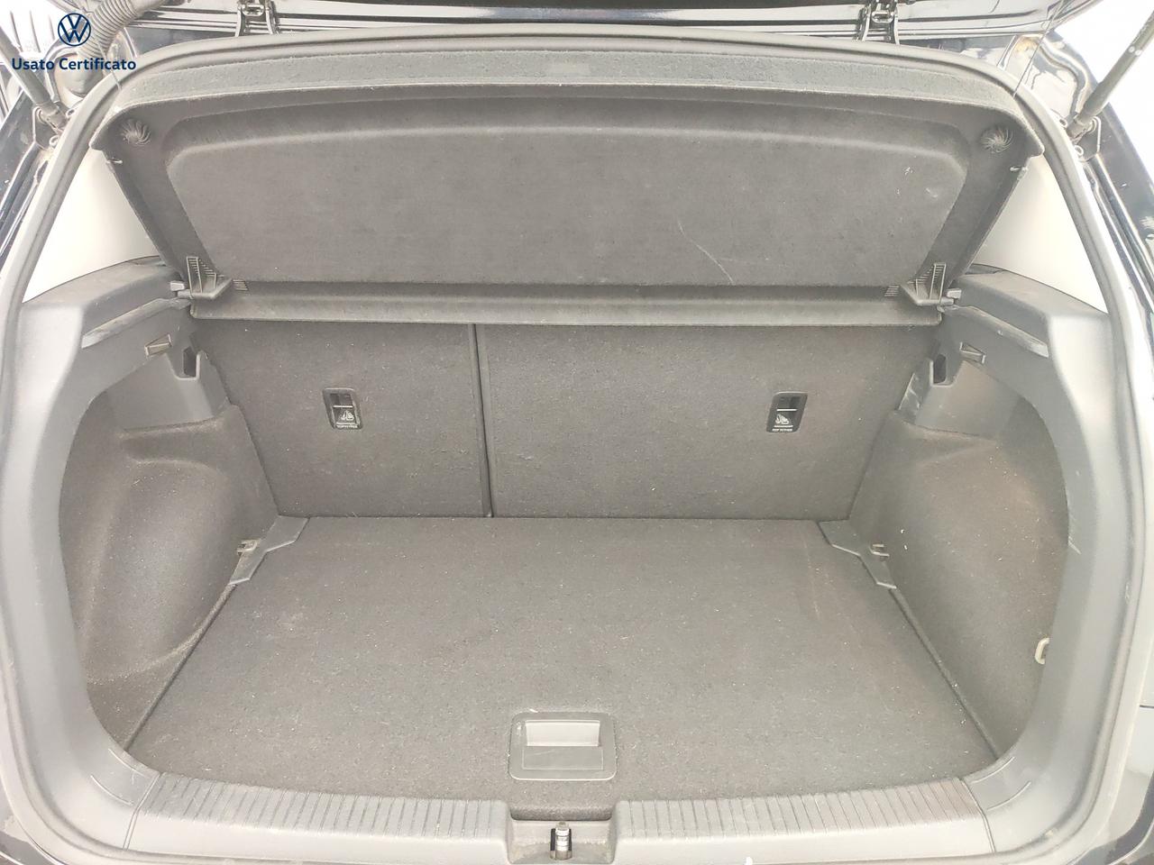 VOLKSWAGEN T-Cross - T-Cross 1.0 TSI Sport