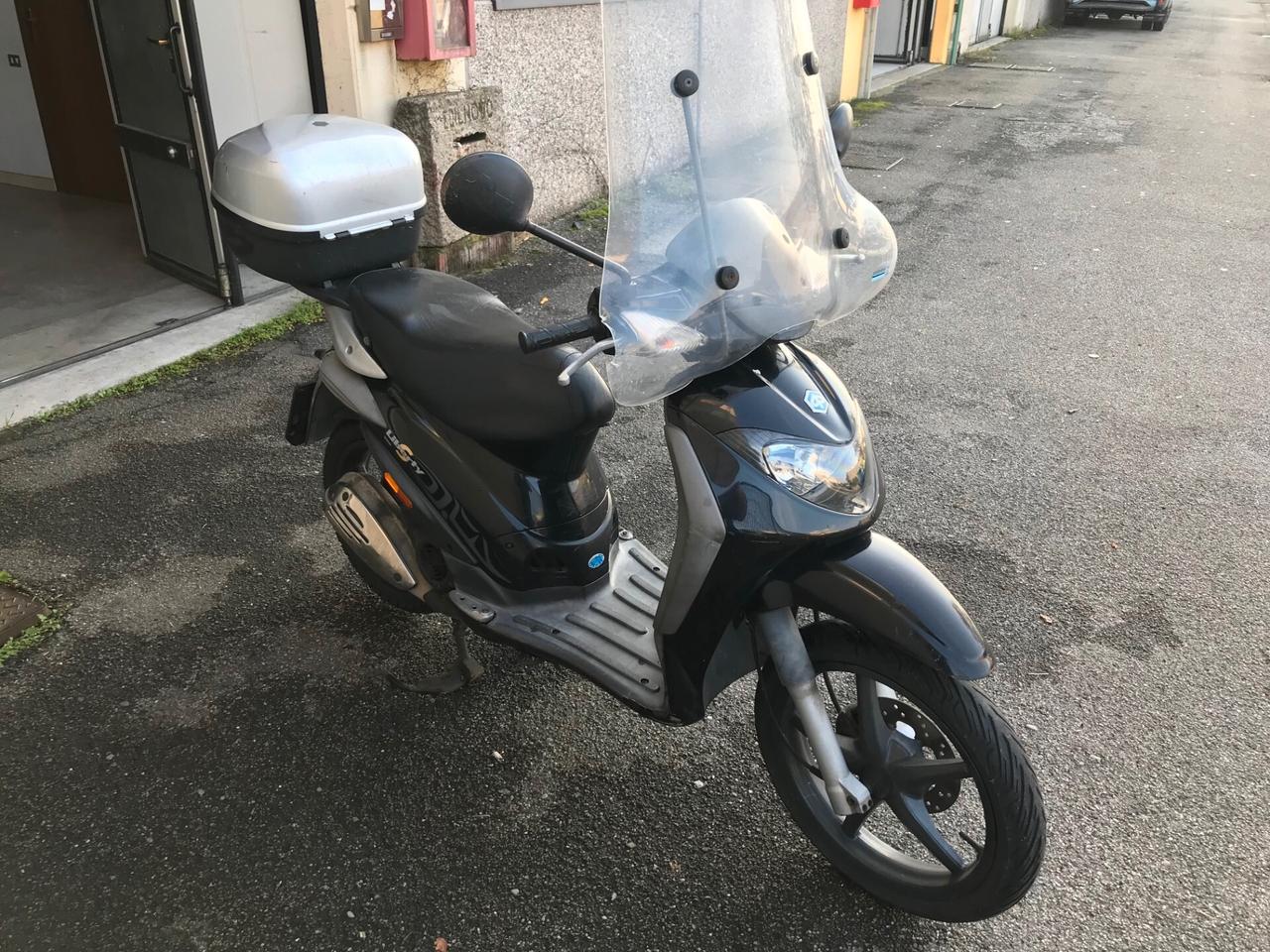 Piaggio Liberty 125 piaggio 125 liberty