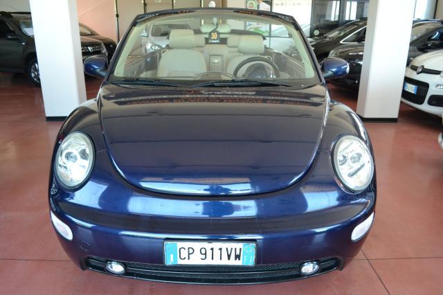 VW New Beetle Maggiolino Cabrio 1.6 102CV 2004