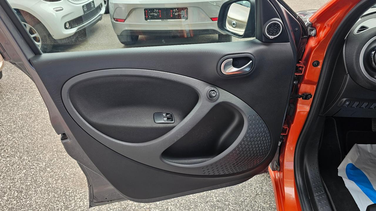 Smart ForFour 90 0.9 Turbo twinamic Prime CABRIO UNIPRO' NAV ANDROID JBL 16'