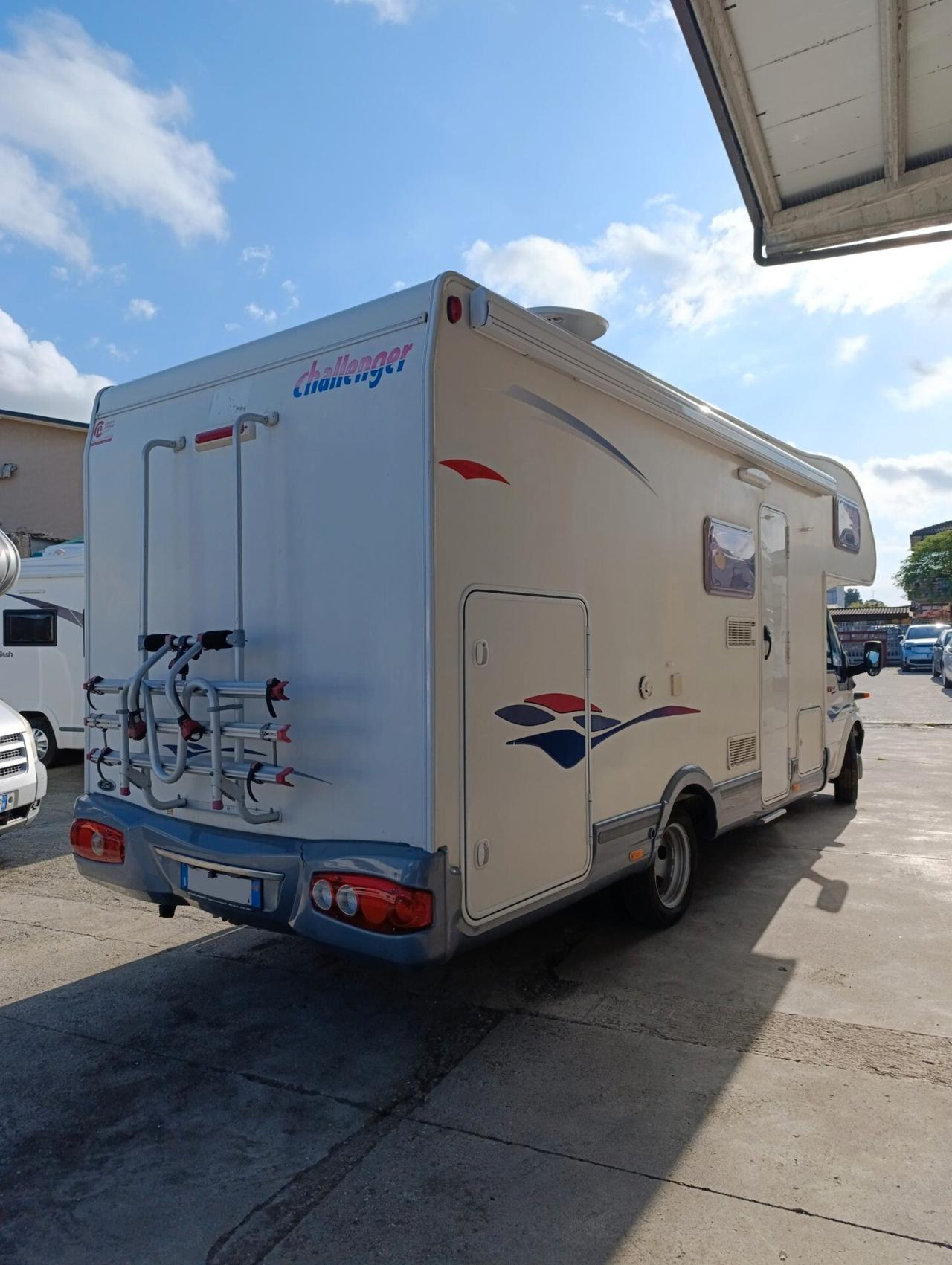 Ford TRANSIT CHALLENGER GENESIS 47