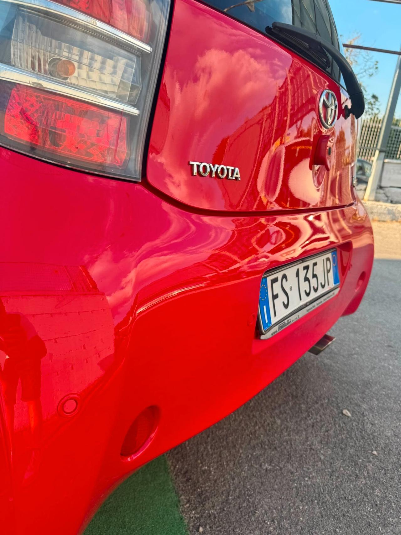 Toyota iQ 1.0 Sol