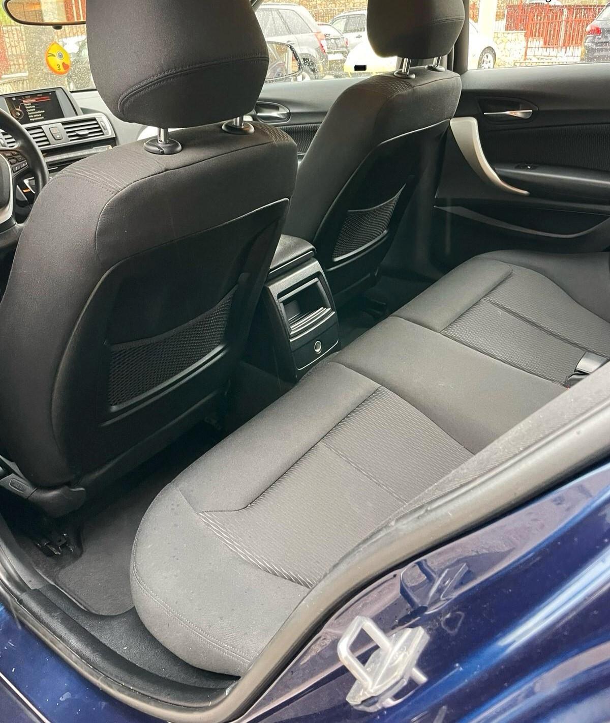 Bmw 116 116d 5p. Urban