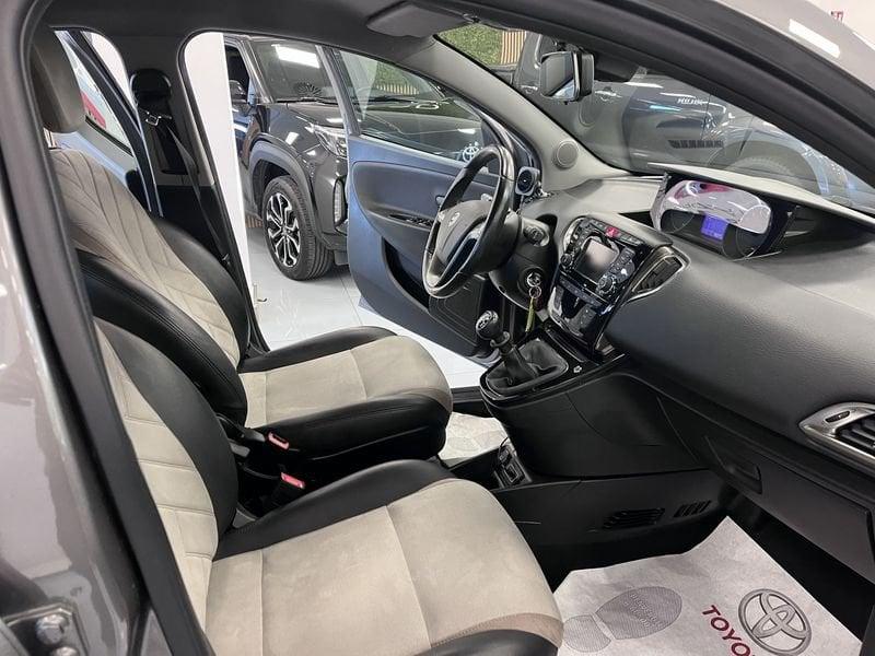 Lancia Ypsilon Ypsilon 1.2 69 CV 5 porte Gold