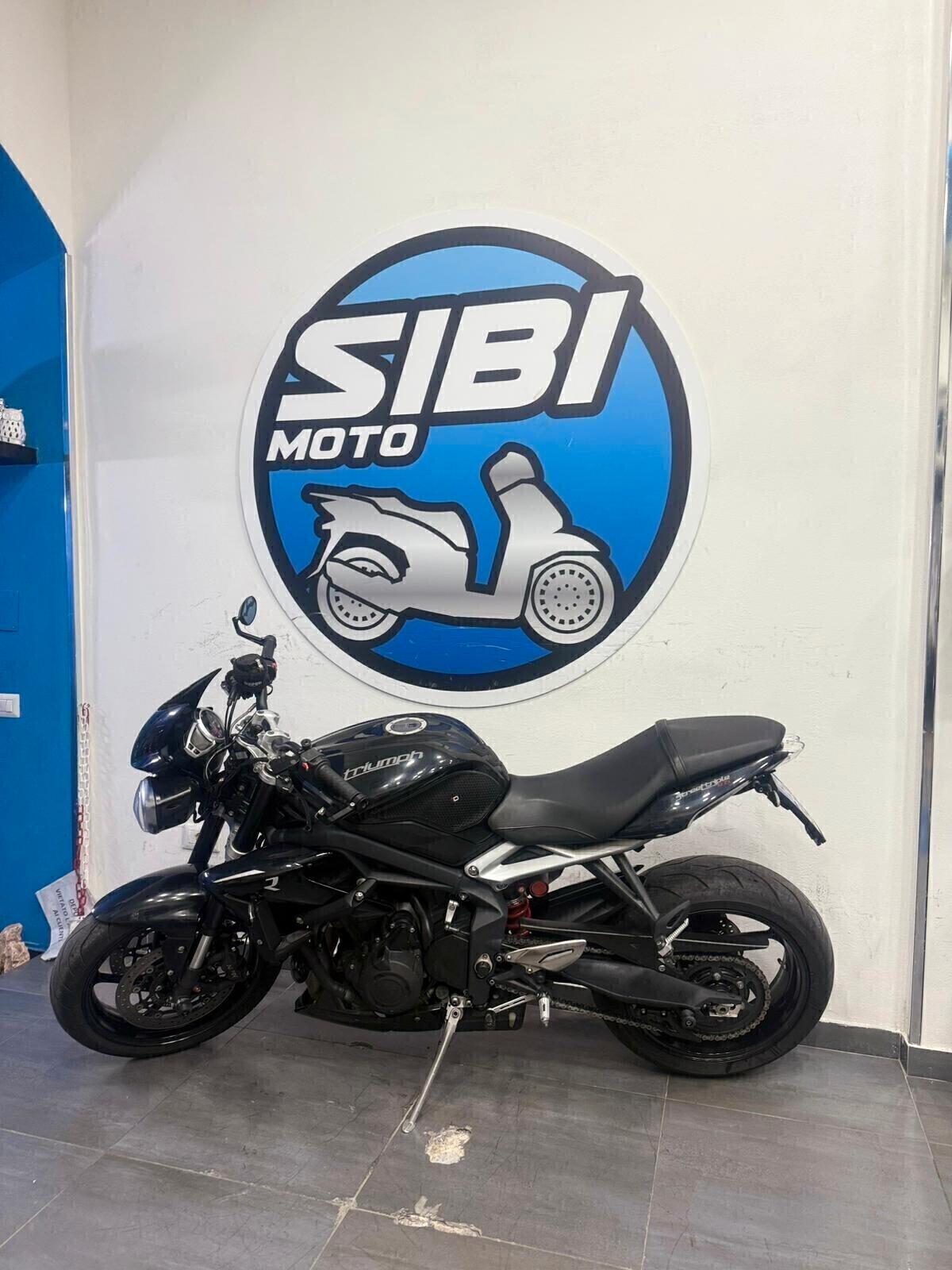 Triumph Street Triple