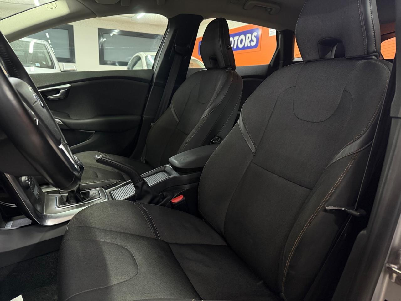 Volvo V40 Cross Country D3 Summum