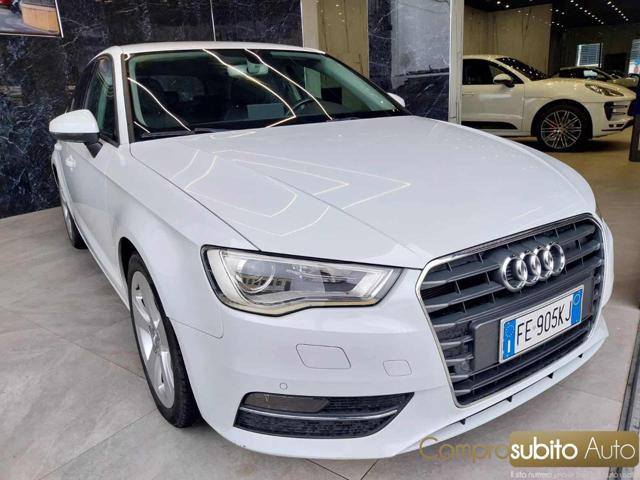 AUDI A3 1.6 TDI S tronic Business