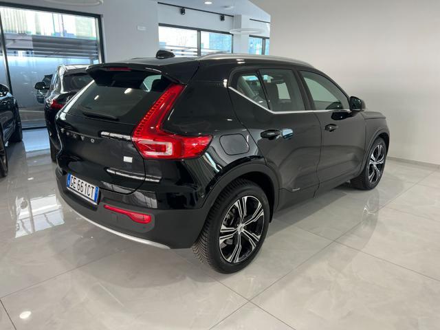VOLVO XC40 T5 Recharge Plug-in Hybrid Inscription