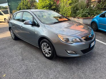 Opel Astra 1.4 100CV 5 porte