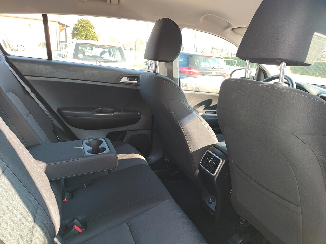 Kia Sportage 1.6 CRDI 136 CV DCT7 2WD Mild Hybrid Business Class