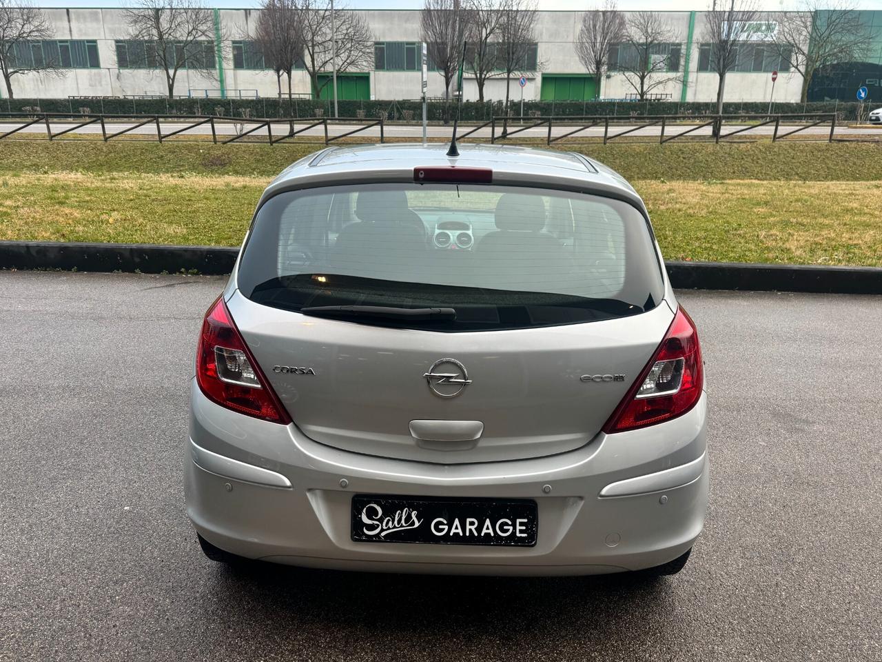 Opel Corsa 1.2 Neopatentati