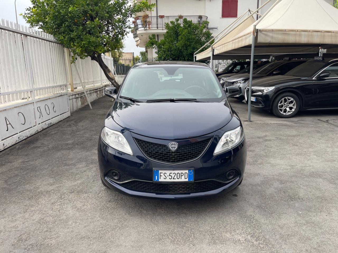 Lancia Ypsilon 1.2 69 CV 5 porte S&S Gold KM CERTIFICATI!!!