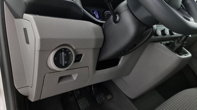 Volkswagen Caravelle 2.0 TDI 110CV PC Trendline 9 posti