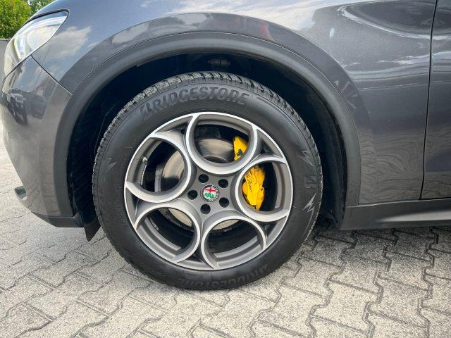 ALFA ROMEO Stelvio 2.2 Turbodiesel 190 CV AT8 RWD Sprint