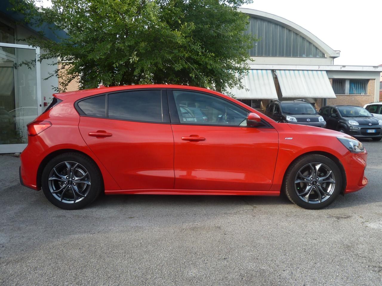 Ford Focus 1.0 125 CV ST Line OK neopatentati