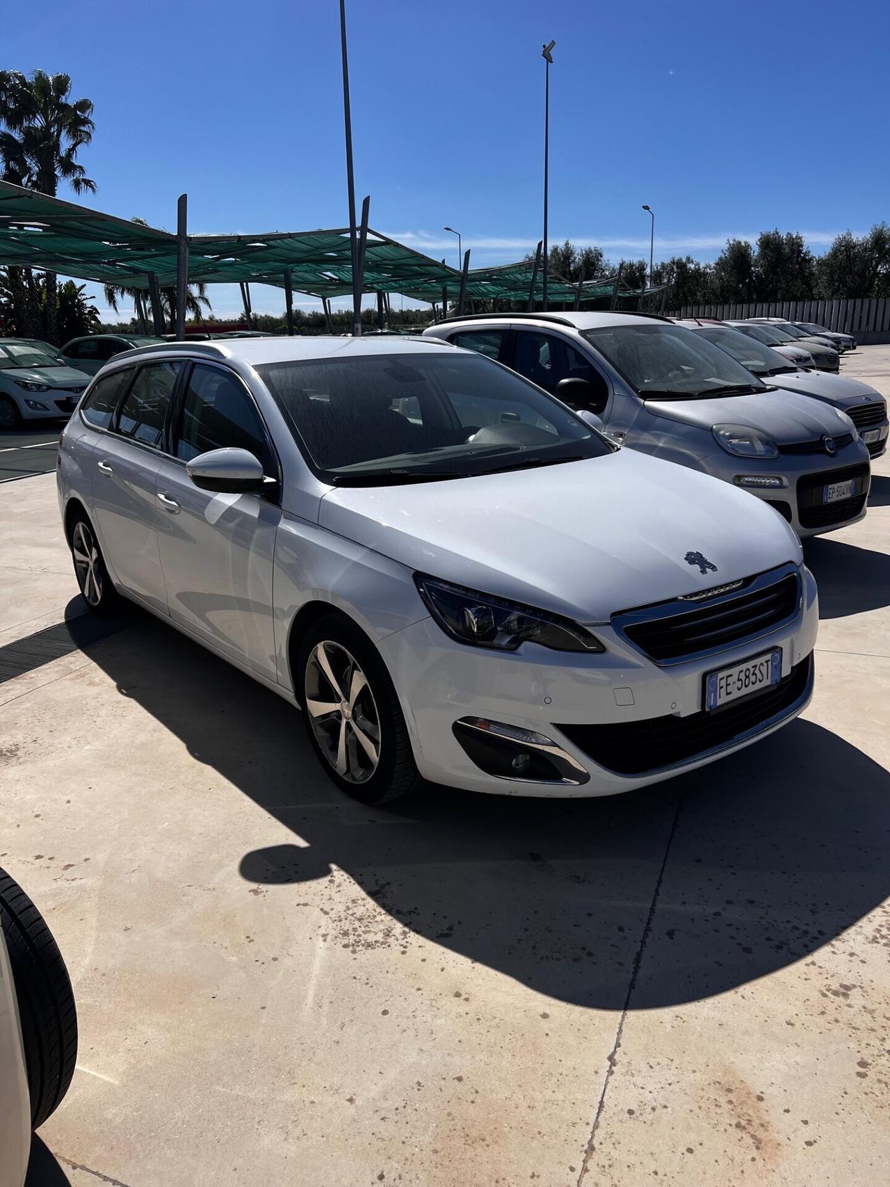 Peugeot 308 BlueHDi 120 S&S SW Allure