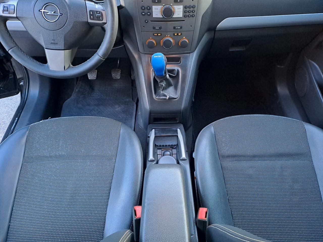 Opel Zafira 1.9 CDTI 120CV Cosmo 7 POSTI