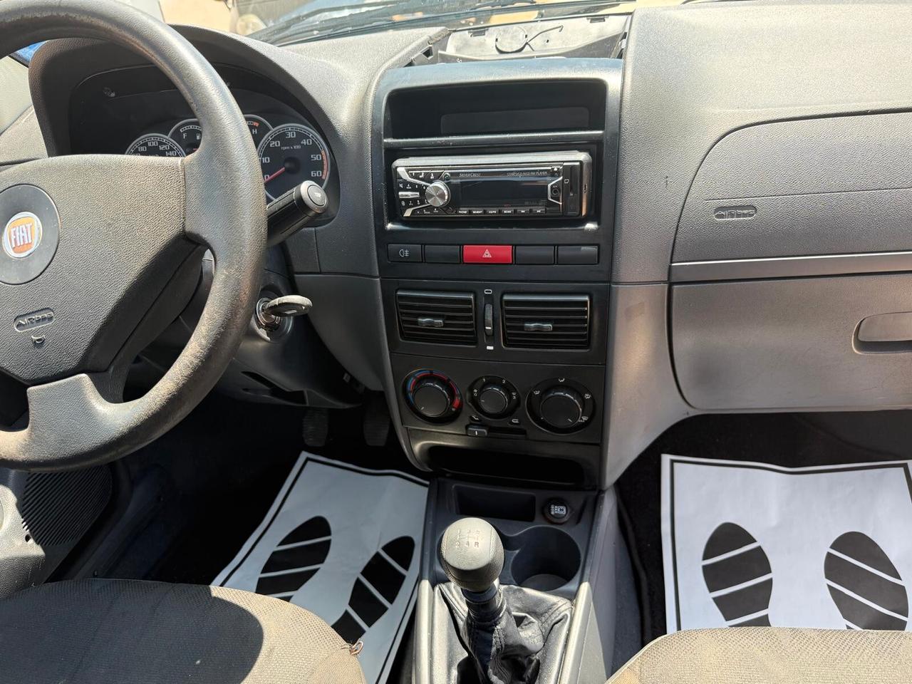 Fiat Strada 1.3 MJT 95CV Pick-up Working