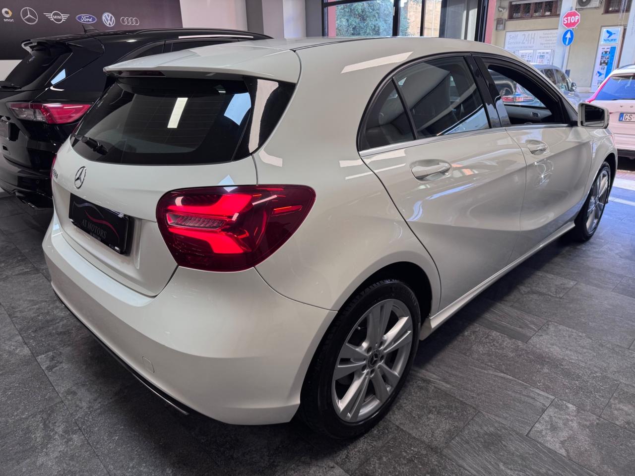 Mercedes-benz A 180 d 110 Cv Sport Finanziabile