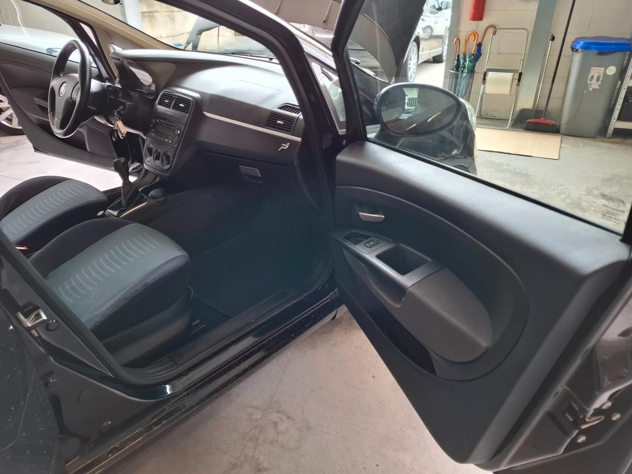 Fiat Grande Punto 1.3 MJT 75 CV 5 porte