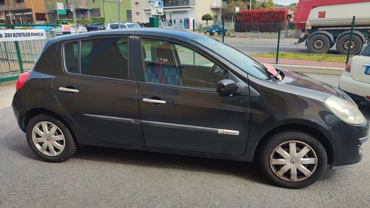 Renault Clio 1.2 16V 5 porte Rip Curl