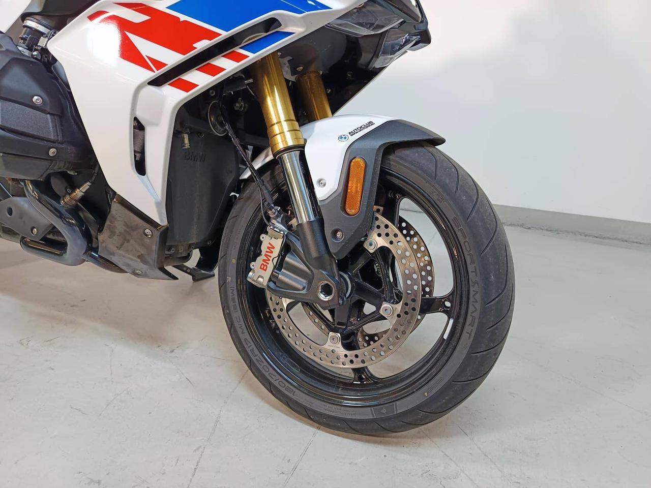 BMW R 1300 RS Performance